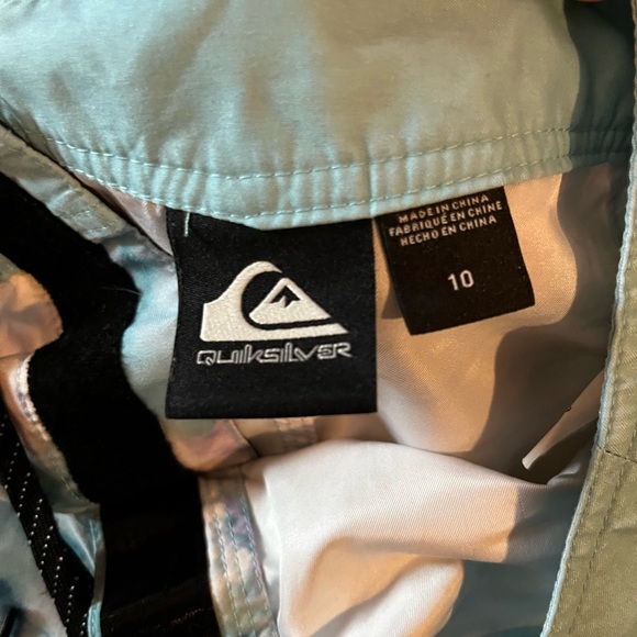 Boys Quicksilver Tie-Dye Board Shorts - Picture 6 of 11